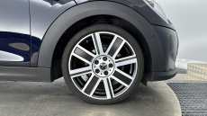 MINI Hatchback 1.5 Cooper Exclusive 5dr Auto [Nav Pack] Petrol Hatchback